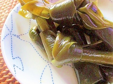 めんつゆで簡単常備菜!結び昆布のすっぱ煮